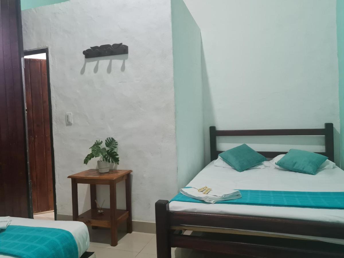 Hotel Alcazar Real Utica Kültér fotó
