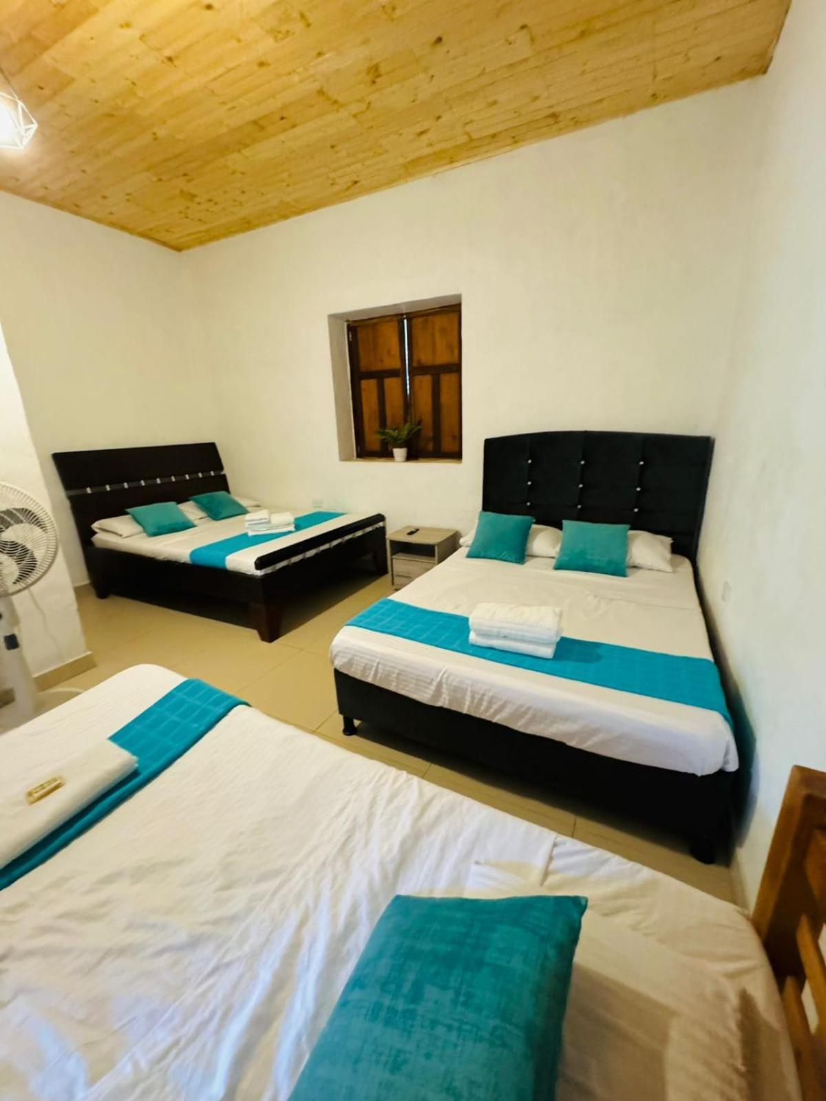 Hotel Alcazar Real Utica Kültér fotó